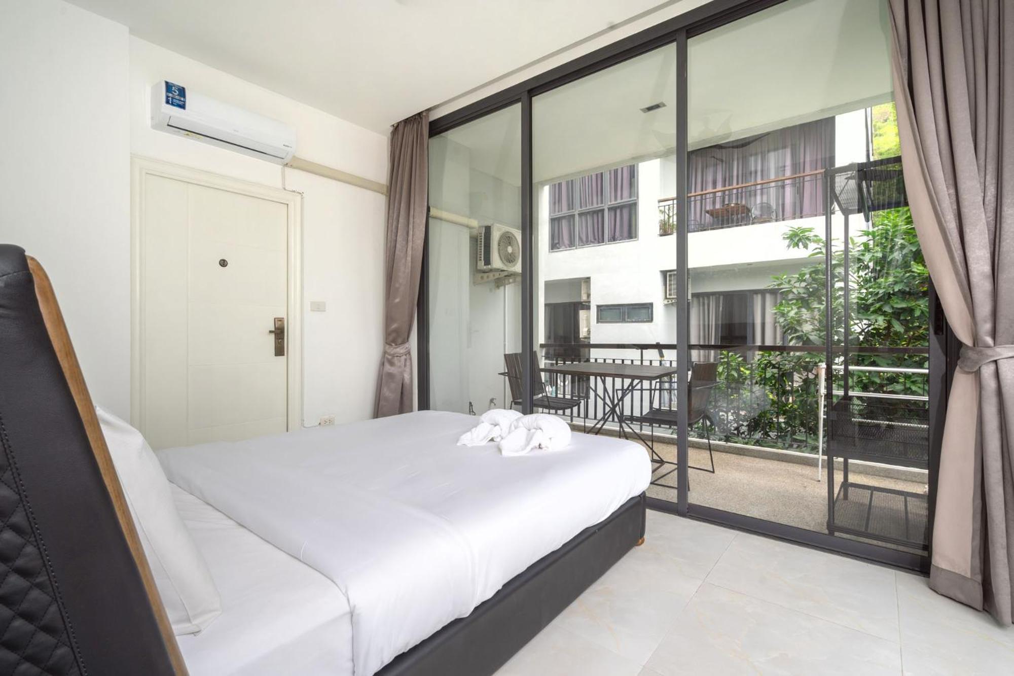 Icon Park Phuket Condo ภายนอก รูปภาพ