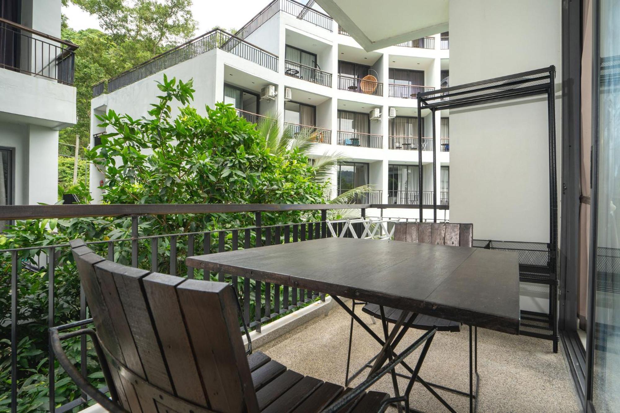 Icon Park Phuket Condo ภายนอก รูปภาพ